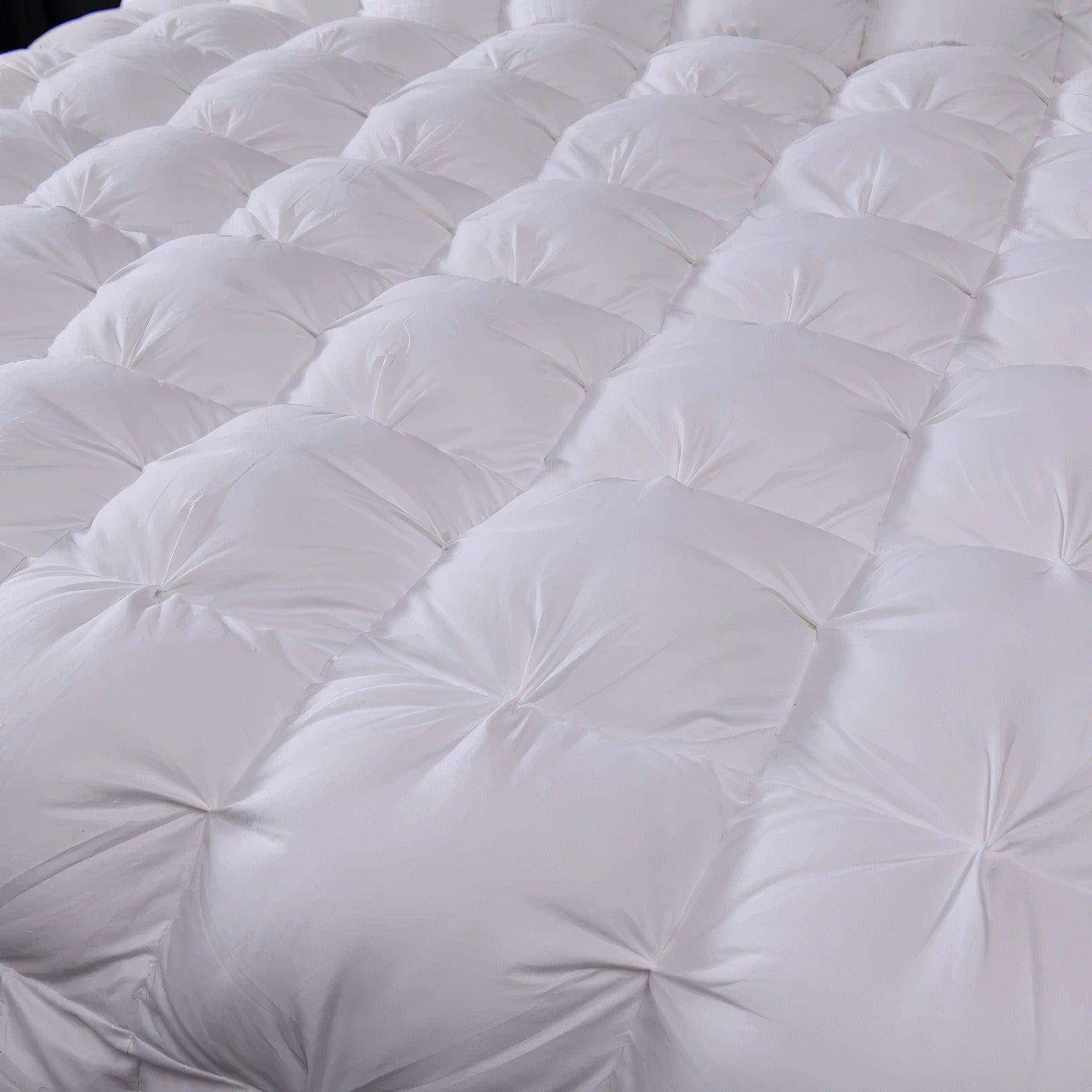 White Deluxe Cotton Goose Down Comforter