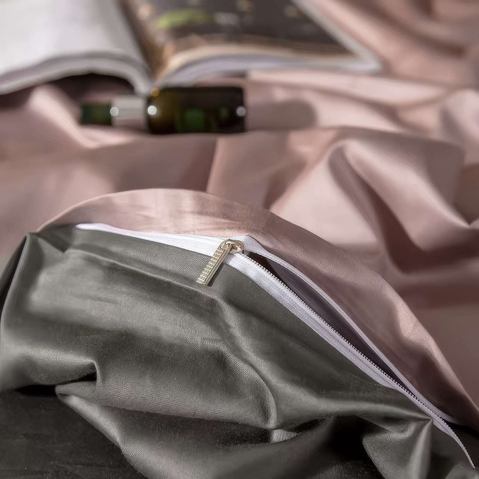 Silver Pink Bedding Set