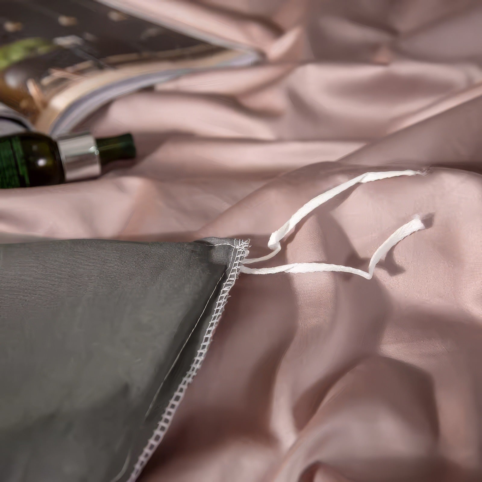 Silver Pink Bedding Set