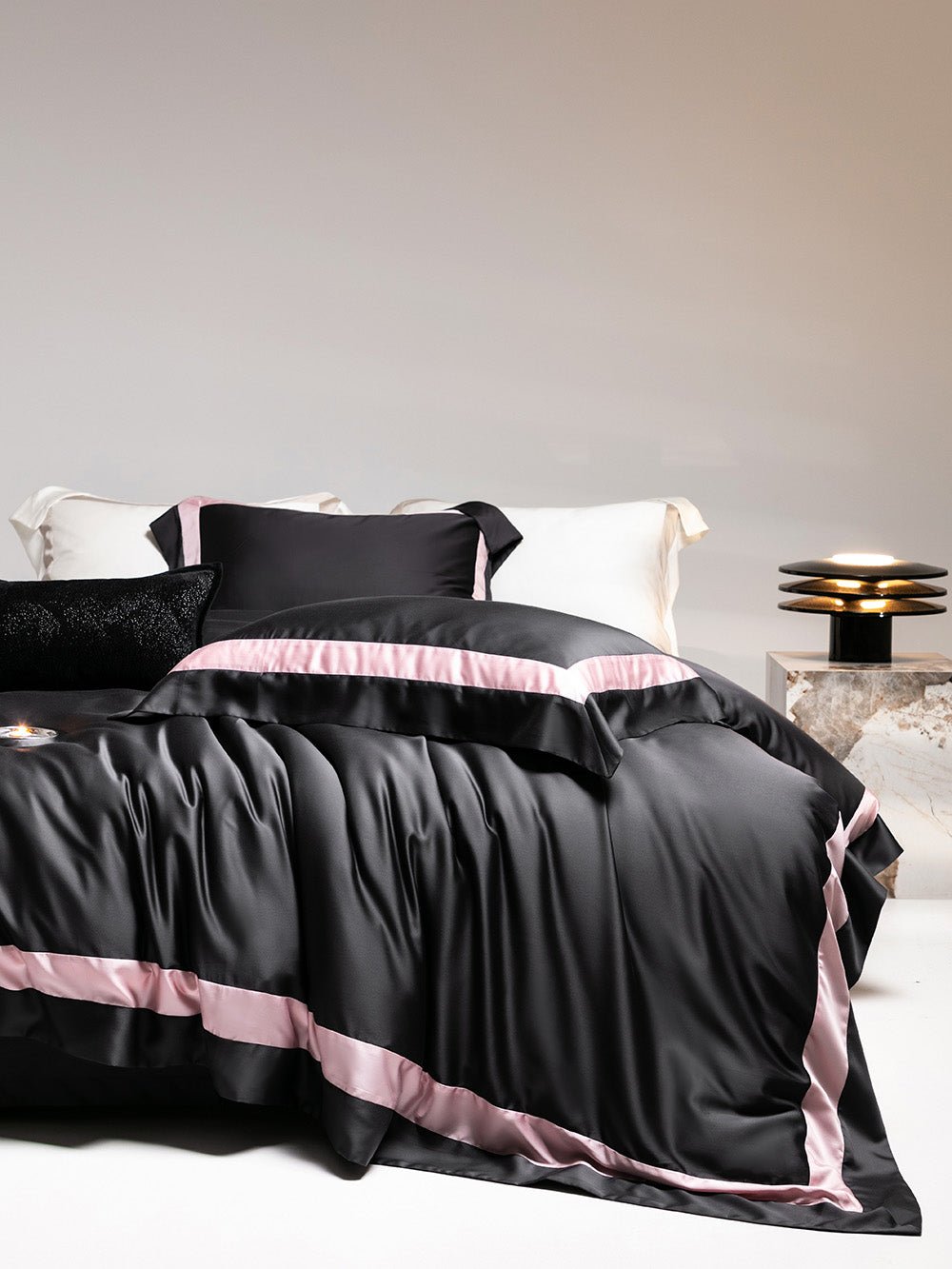 Natural Black Bedding Set