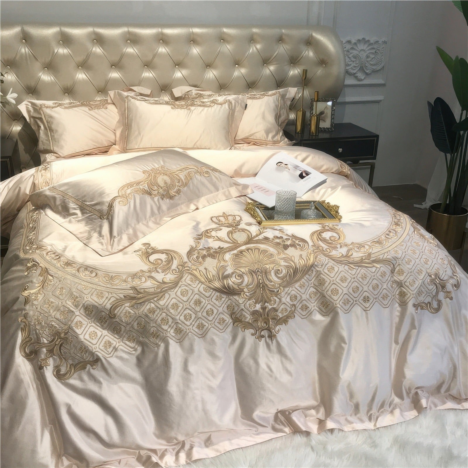 Classic Royale Bedding Set