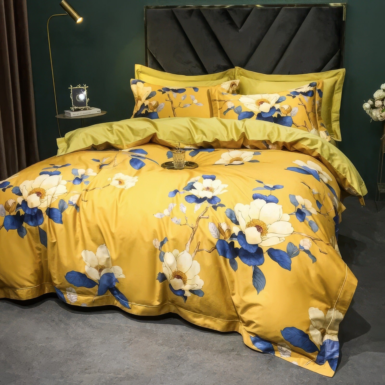 Golden Magnolia Bedding Set