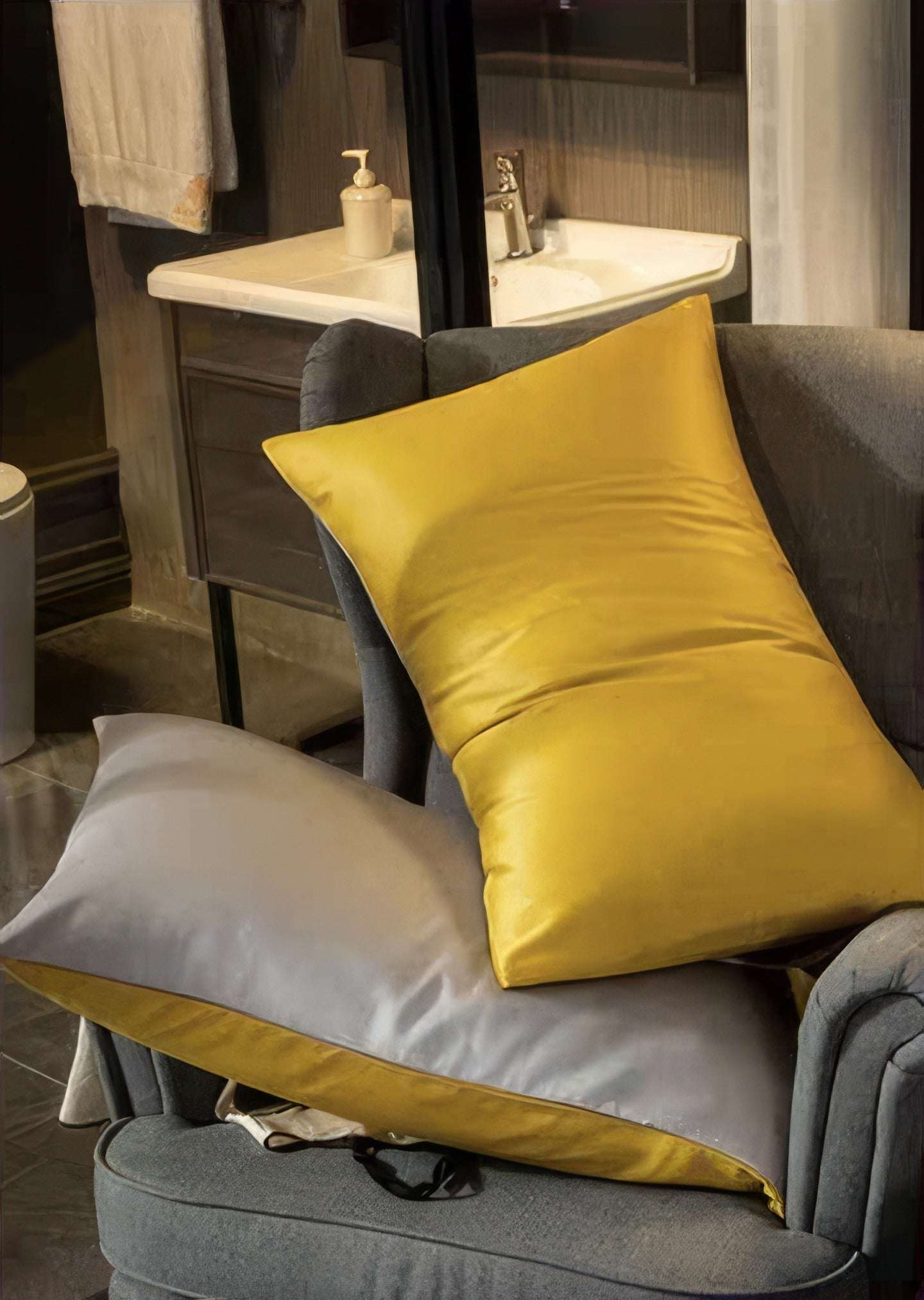 Silver Yellow Bedding Set