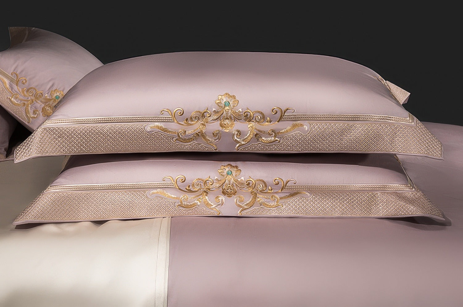 Royal Pearl Pink Bedding Set