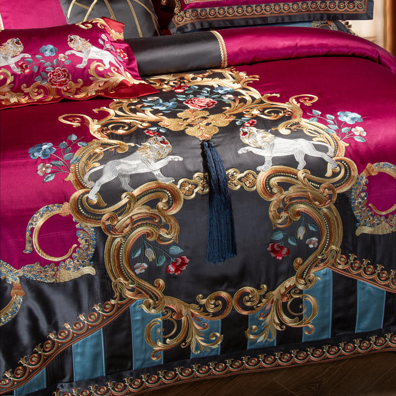 Naomi Luxury Bedding Set