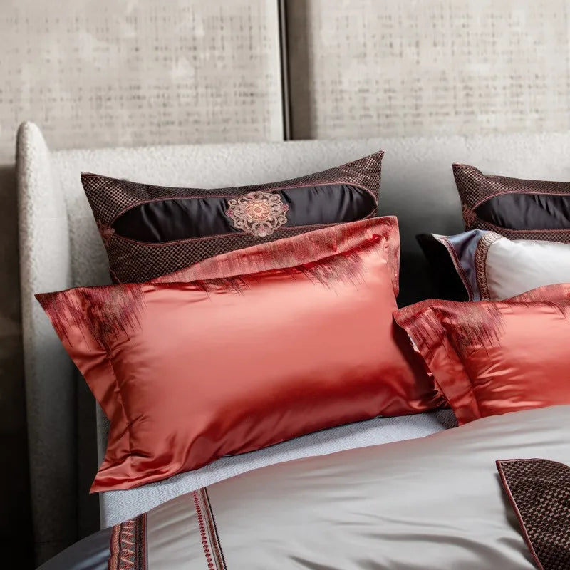 Millonia Exquisite Luxury Bedding Set