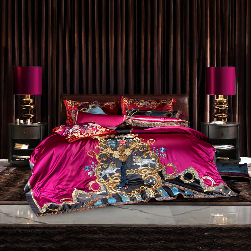 Naomi Luxury Bedding Set