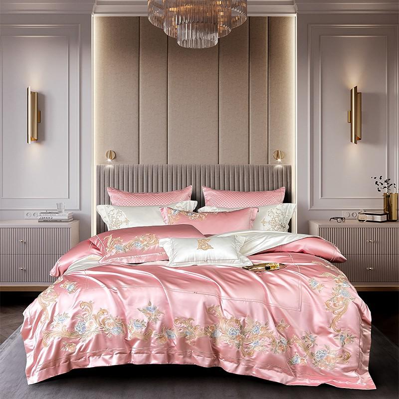 Lois Bedding Set