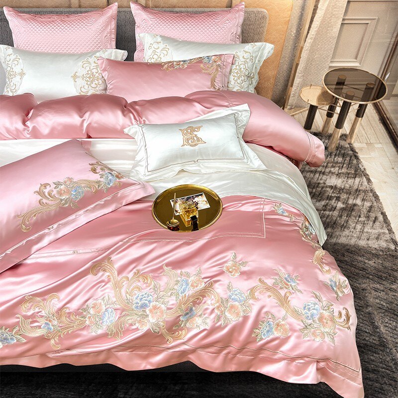 Lois Bedding Set