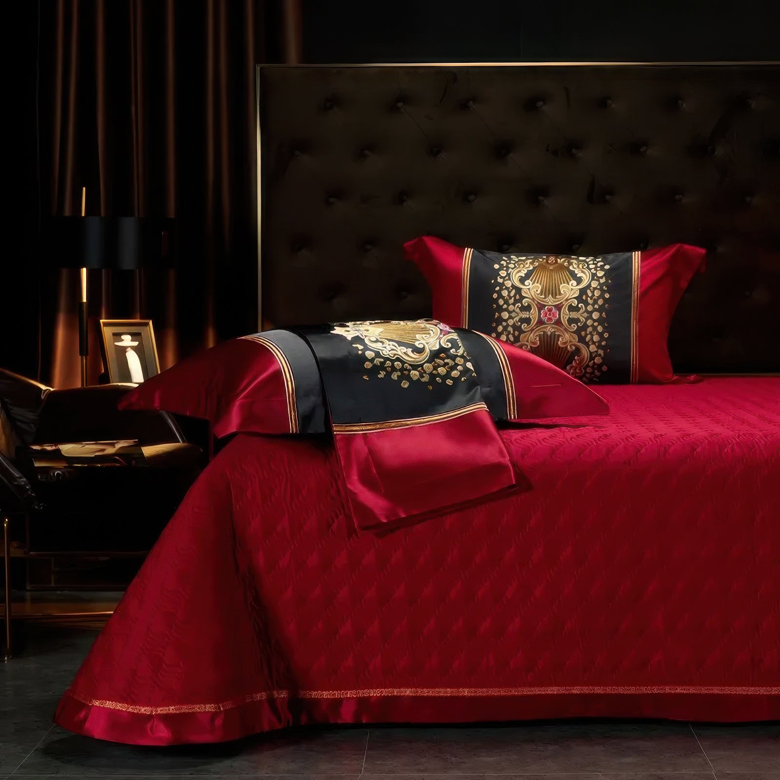 Imperial Scarlet Bedding Set