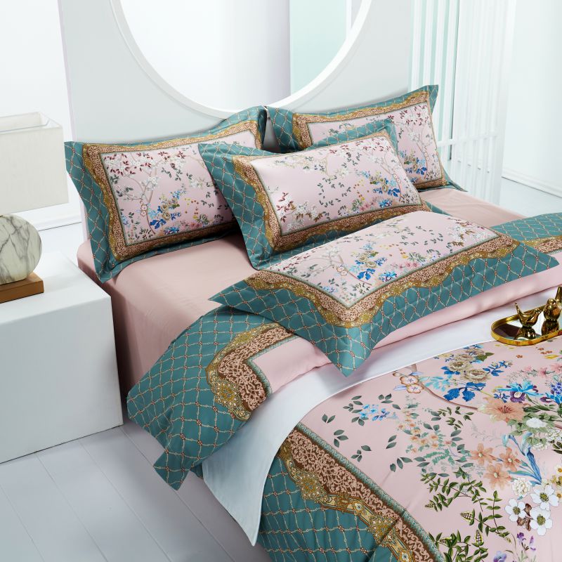 Madison Floral And Diamond Bedding Set