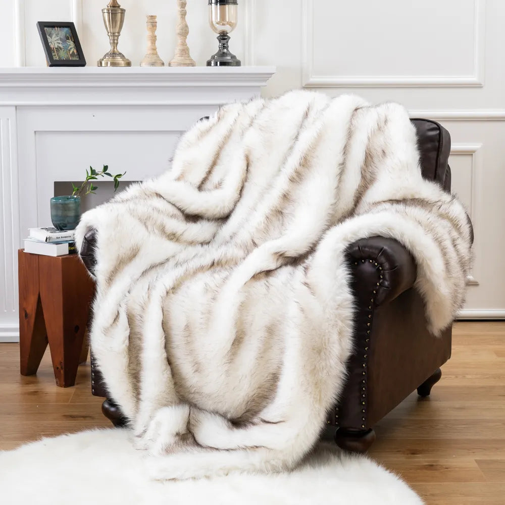 Aristo Faux Fur Blanket